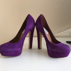 Like-new Steve Madden Pumps